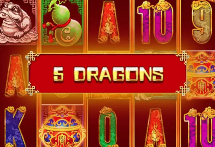 Professional live dealer deals cards for online blackjack at Bigspincasinodownload Live Casino